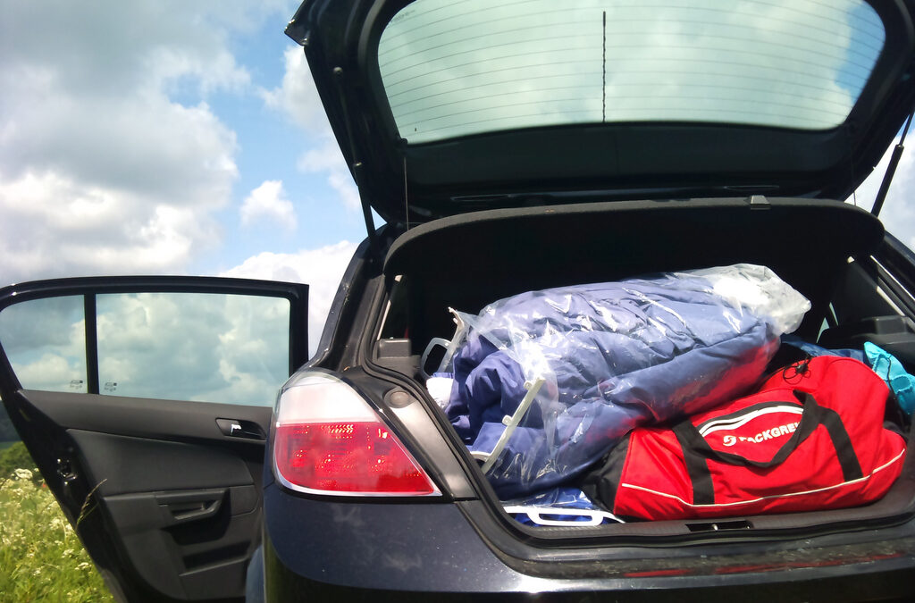 Shipping Your Car with Items in Your Trunk