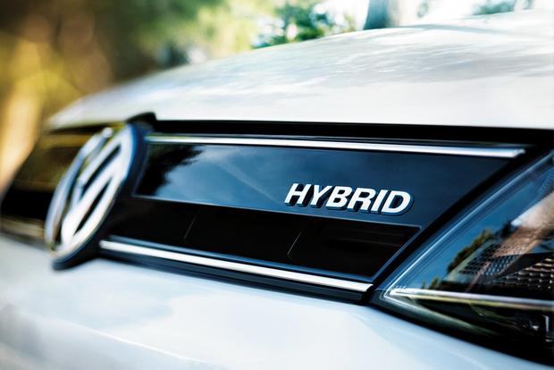 4 Reasons Why You Should be Buying a Hybrid 